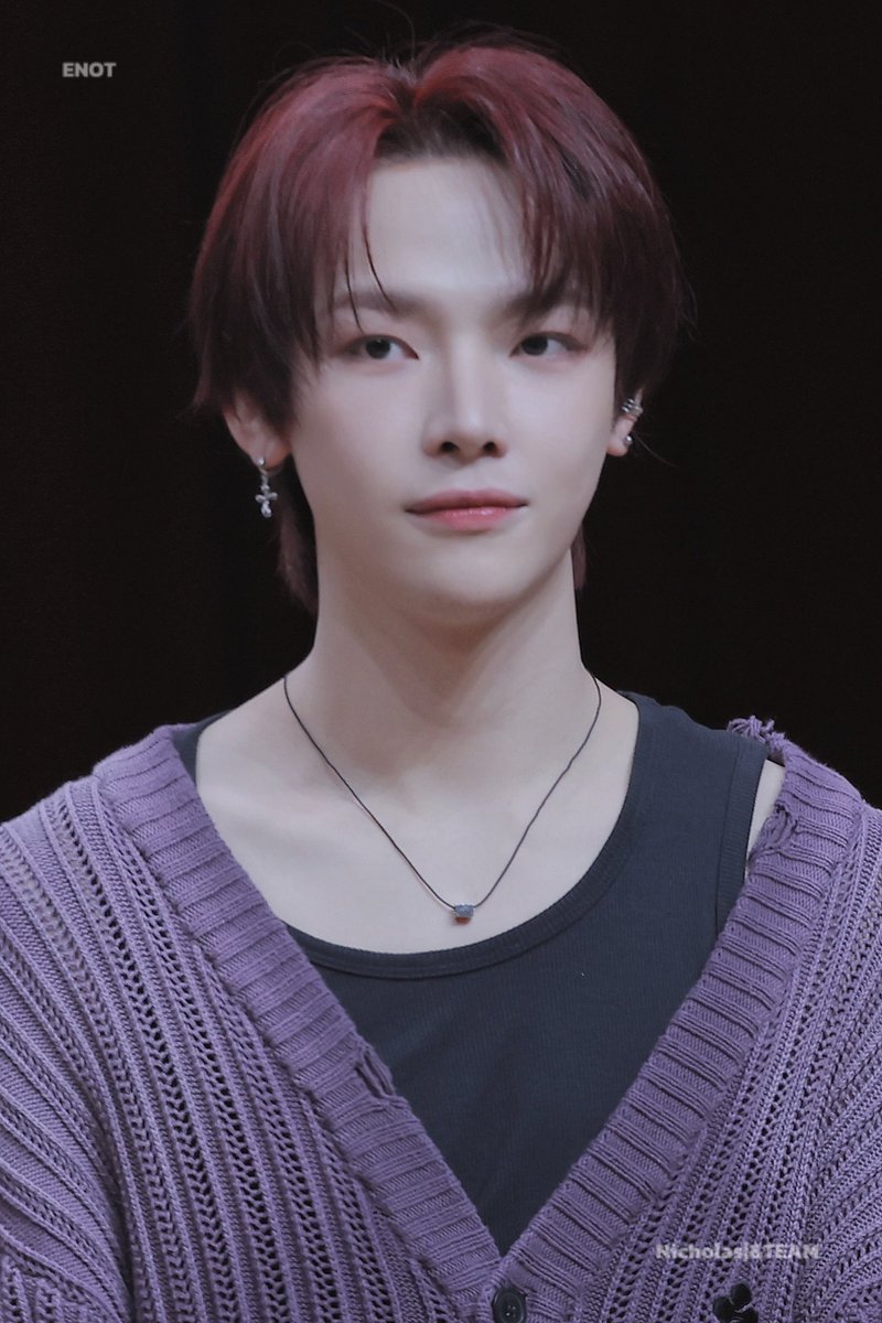 241006

오랜만이야...

 #andTEAM #앤팀 #andTEAM_NICHOLAS 
#NICHOLAS #니콜라스 #ニコラス #王奕翔