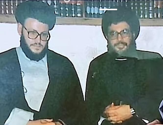 abu_amiri8's tweet photo. أقول: إن كان هناك شناعة على الشيخ الحبيب - وليس هناك -، فالأولى أن تكون الشناعة على صاحبكم حسن نصر الله الذي عمم المتصهين بيديه وكان قريبا منه، فهل تقبلون بذلك؟ لا أظن، لأن لا عاقل يقبل بمثل هذا الكلام.

وذوي المرؤات لا يفعلون ذلك مهما اختلفوا مع أي جهة كانت ..

(٢-٣) .. يتبع https://t.co/C2cqTVQLVv