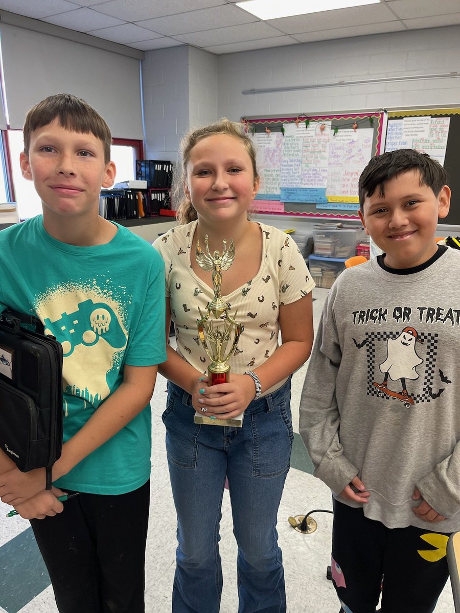 Students winning at reading fluency in Mrs. Wallick's class.