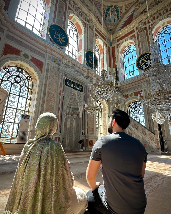 Allahım yolumu , yoldaşımı hayırlı eyle.