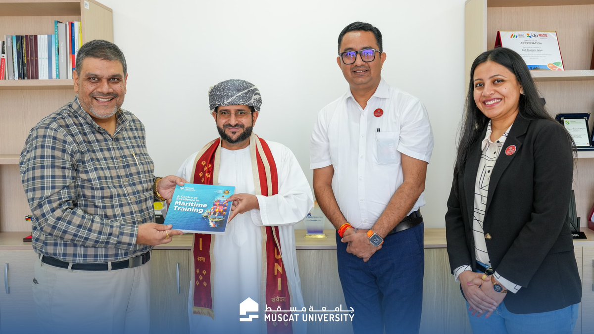MuscatUni's tweet image. في لقاء مثمر اليوم، استقبل أ.د خميس اليحيائي، رئيس #جامعة_مسقط، د. سوراب ديف، نائب رئيس جامعة جانبات الهندية، تم خلال اللقاء بحث مجالات التعاون المشترك خاصة في مجالات الأمن السيبراني، الذكاء الاصطناعي، والتقانة الحديثة، مع التركيز على البحوث العلمية وتنظيم الفعاليات المشتركة..