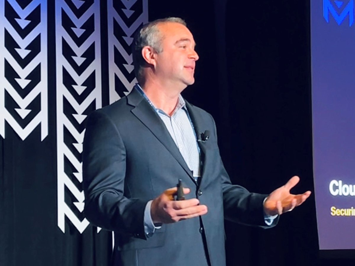 Blue Mantis tweet media