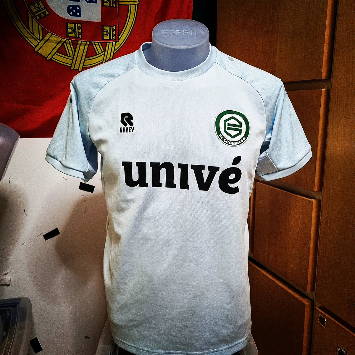 rckjnkr's tweet photo. Nieuw shirtje!
Jeugd keepershirt 2023👌💚 https://t.co/J2CmgYqfoD