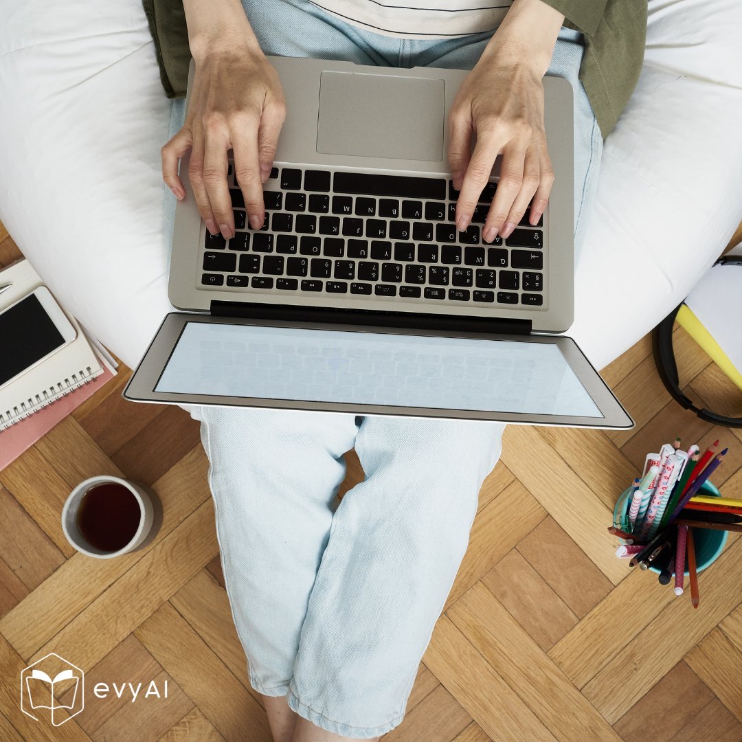 tryevyai's tweet image. What fuels your LinkedIn content creation?💡
 
1. Industry news and trends
2. Personal experiences and stories
3. Thought-provoking quotes and insights
4. Innovations and new ideas
  
Try evyAI ⤵️
evyai.com 
 
#LinkedInWriting #evyAI #AIWriting