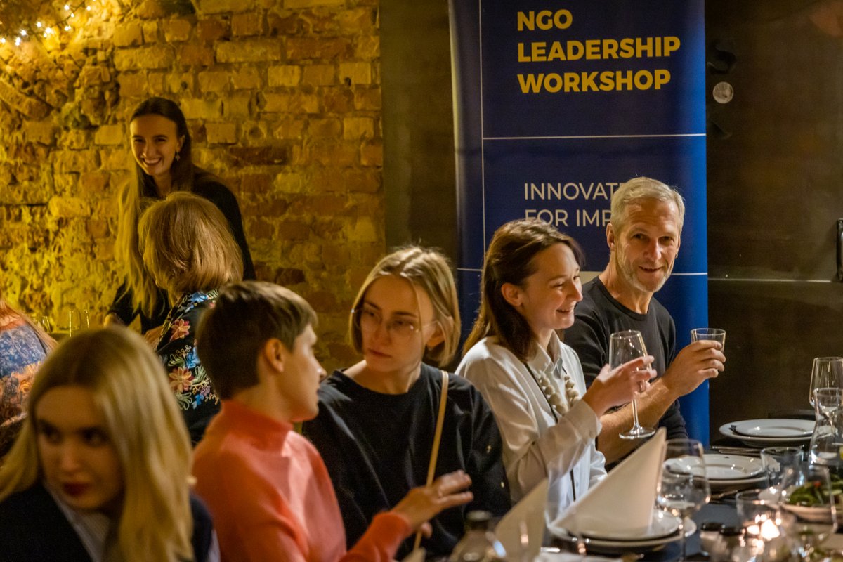 A successful kickoff to our 13th NGO Leadership Workshop! This fall's workshop is in Warsaw &amp; is for 25 #NGO leaders from Ukraine. <a href="/umichWCEE/">Weiser Center for Europe and Eurasia</a> <a href="/UMichiganNews/">Michigan News</a> <a href="/WDavidson_Inst/">William Davidson Institute</a> 
More info on the workshops:
wdi.umich.edu/training/ngo-l…