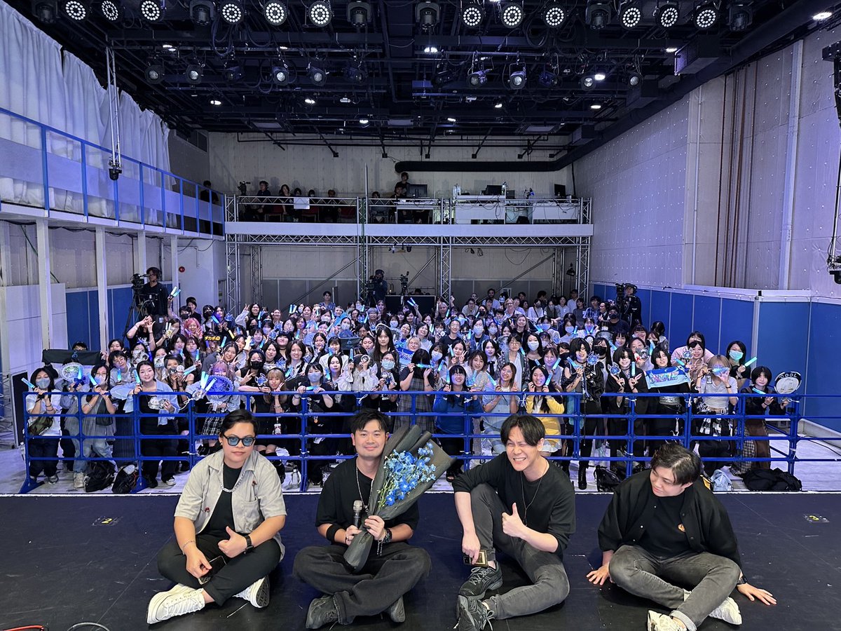 Tell me where are you in these pics

💙💙💙🥴

#Trailsofflame 🇹🇼🇭🇰🇯🇵