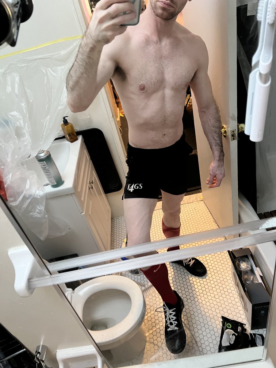 F4GS ™ tweet media