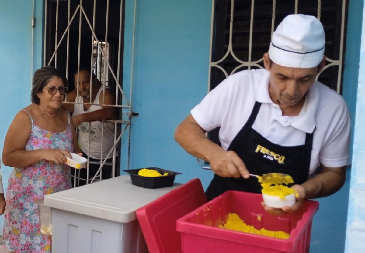 🔹Como parte de las acciones para lograr ofertas más asequibles para el pueblo, las unidades de la gastronomía del Grupo Empresarial de Comercio diversifican sus servicios y prestaciones para el bienestar de los camagüeyanos.