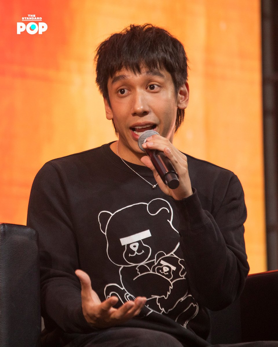 TheStandardPOP's tweet photo. รวมโมเมนต์สำคัญ Chairs to Share Exclusive Talk x GeneLab

🔗 https://t.co/0VMFu2y9tn

#GeneLabConไม่ได้มีแค่คอนเสิร์ต
#GeneLabCon
#TillyBirds
#COCKTAIL
#ThreeManDown
#TheStandardPop https://t.co/SmxN7KwSUs