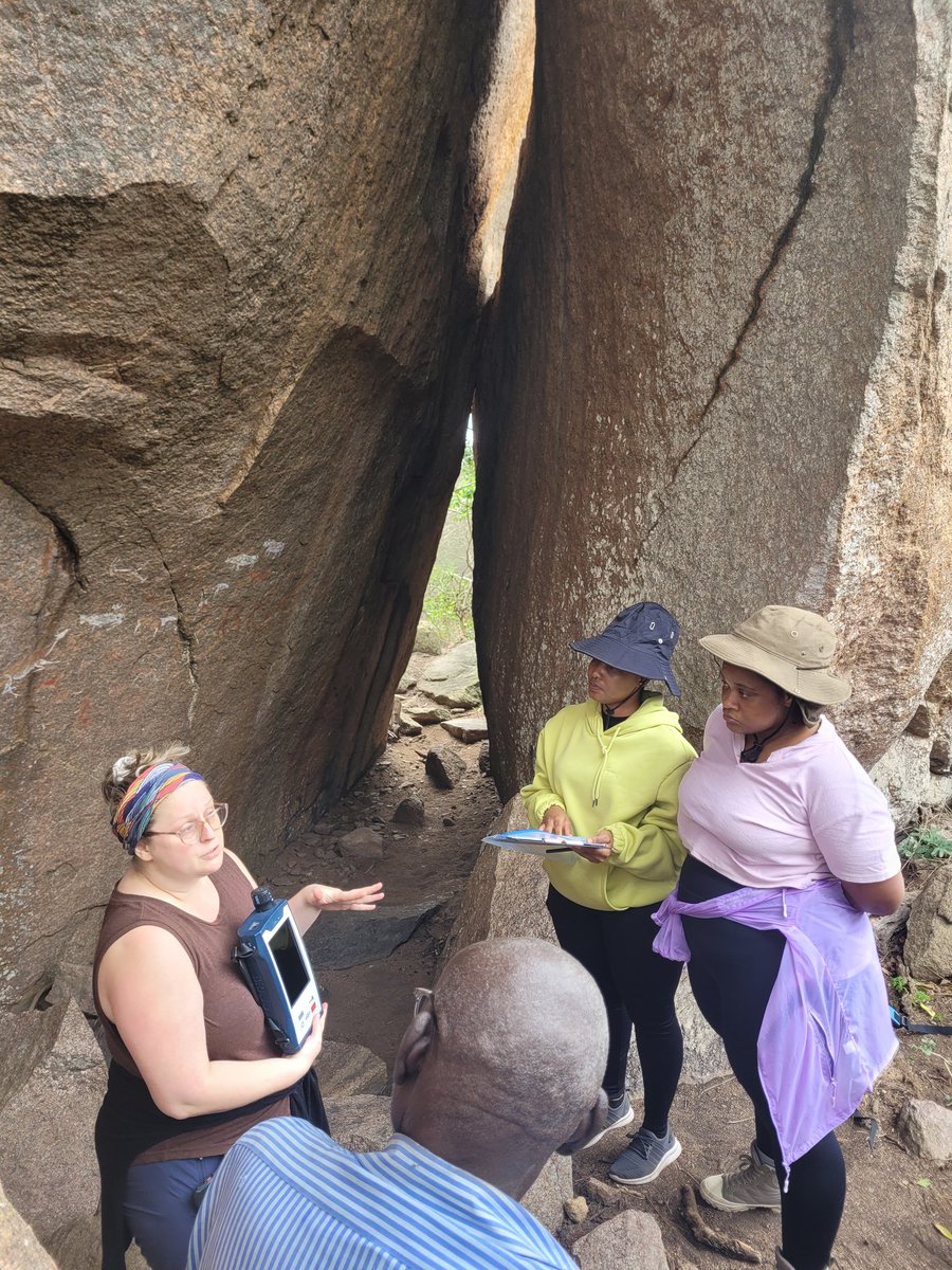 Gregor Bader tweet media