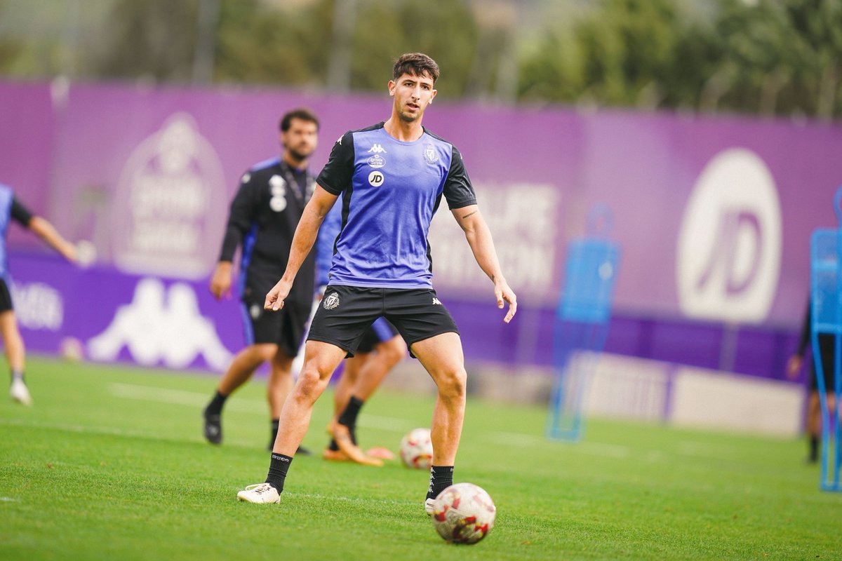 RVcantera's tweet photo. Nueva semana. Cambio de objetivo

🎯💜 @clubdepguijuelo 

#pucela #RVPromesas https://t.co/DasAFbrHrR