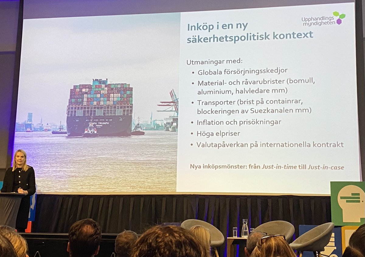 Bra seanse om risiko og sårbarhet på ⁦@DFO_godstyring⁩ konferanse med Anja Clausin ⁦⁦<a href="/uhmynd/">Upphandlingsmyndigheten</a>⁩ - Tenk gjennom forsyningskjede, bruk opsjoner og ha flere leverandører i kontrakt