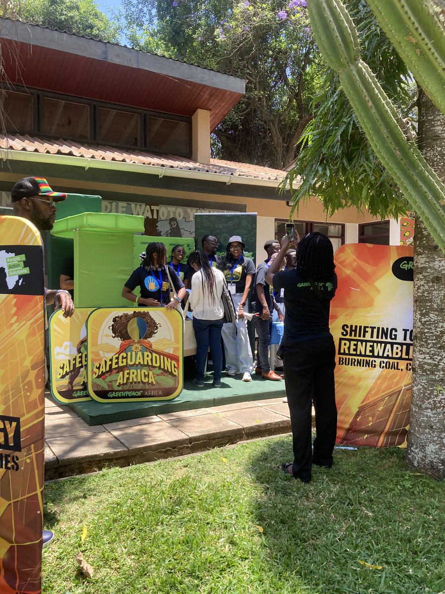 Ubunifu_Hub's tweet photo. We are at the #ClimateJusticeCamp in Tanzania 🥳

We have started off Day 1 with an opening plenary and an initiative fair with different communities showcasing their work

"Our Future is not something we inherit, it is something we create" ~ Esther Syombua, @Greenpeaceafric https://t.co/zvl2kjNASf