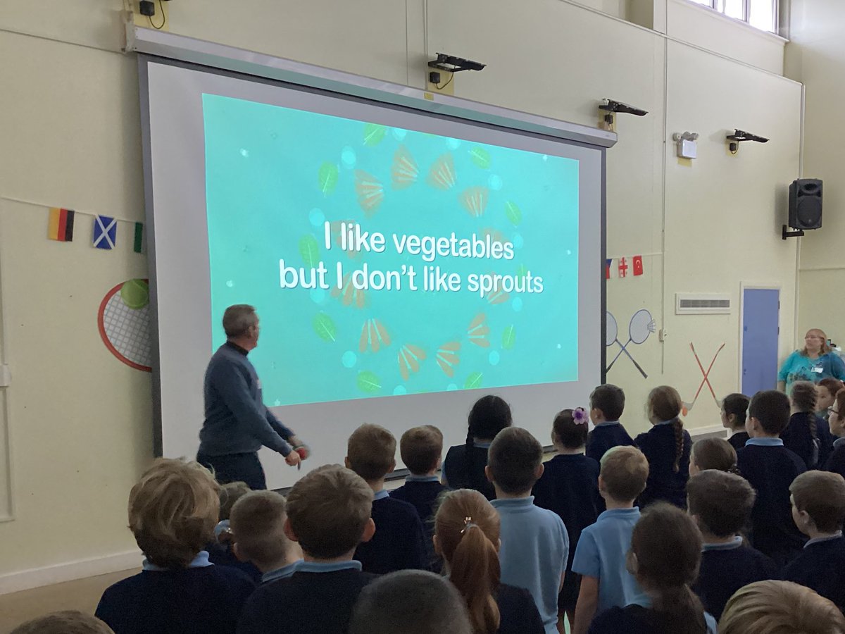 We enjoyed a lovely assembly this morning about generosity. 
There are many reasons why we should celebrate the ‘Harvest Festival’ and one of them is for us to share with those less fortunate than us.<a href="/spekecofe/">@spekecofe</a> #stocktonwoodCW #stocktonwoodsuperkind
