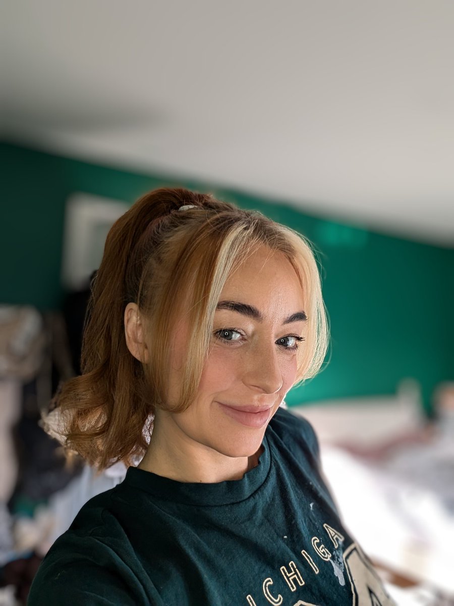 Anita Wright tweet media