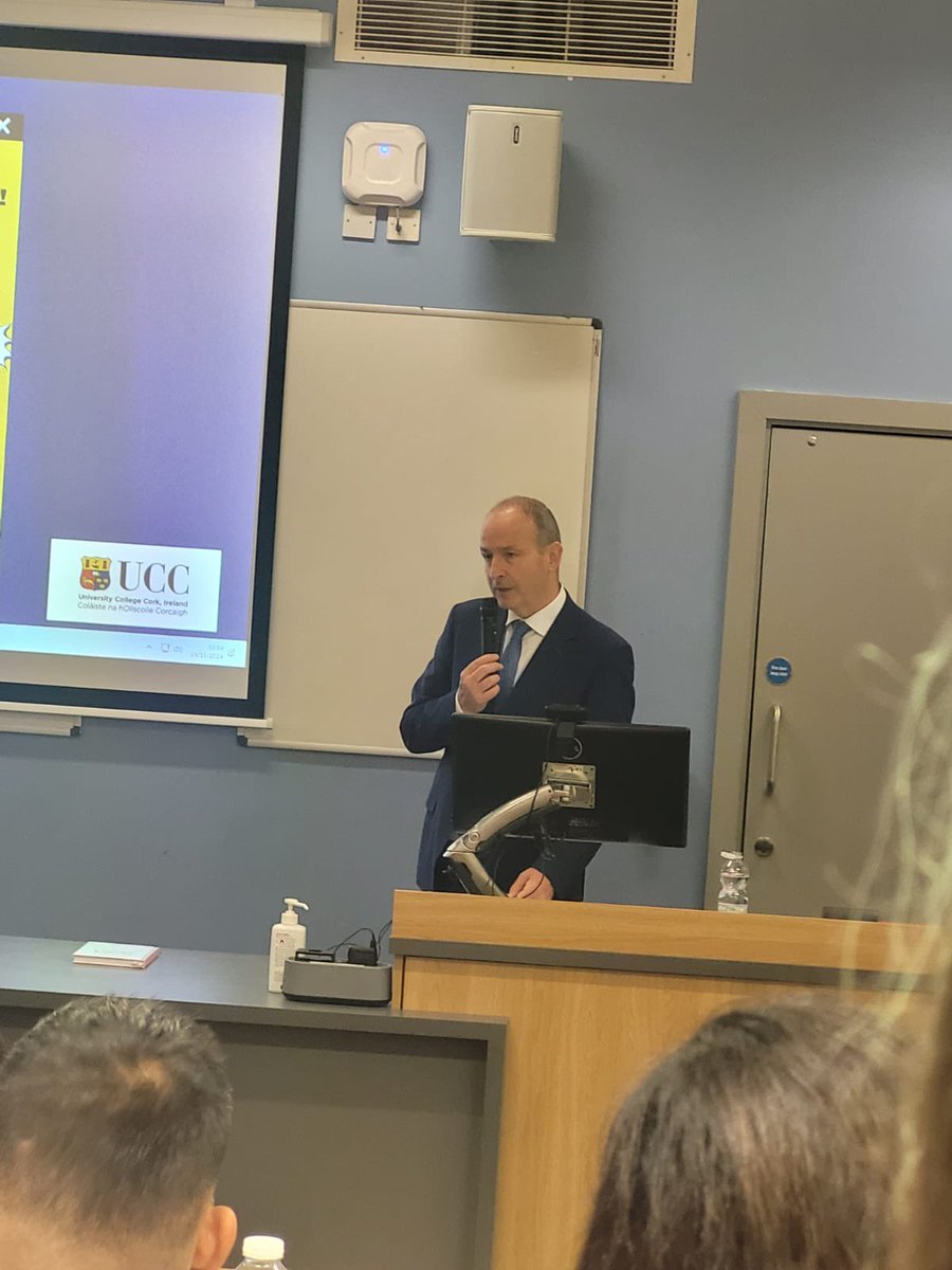 Beaumont Radiology Nurses attended the annual conference in CUH 5th Oct. CUH &amp; Beaumont Radiology Nurses who provide 24/7 Thrombectomy service for Ireland 🇮🇪 👏👏👏👏