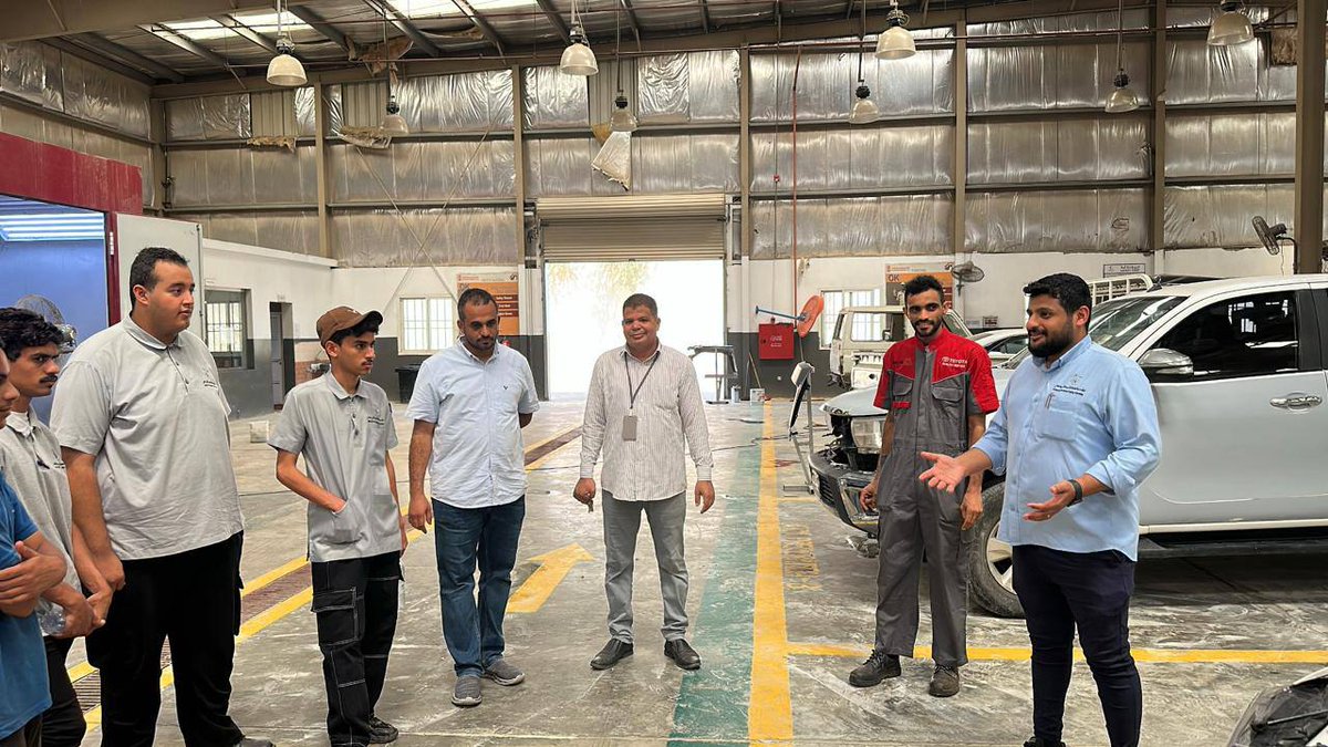 الكلية التقنية والمعهد الصناعي الثانوي بالعيدابي|

 📸|تغطية
 
 جانب من زيارة متدربي قسم التقنية الميكانيكية بالكلية والمعهد لوكالة سالم بابقي للسيارات بالمحافظة.

⁧#التدريب_التقني_بجازان⁩ 
⁧#التدريب_التقني⁩