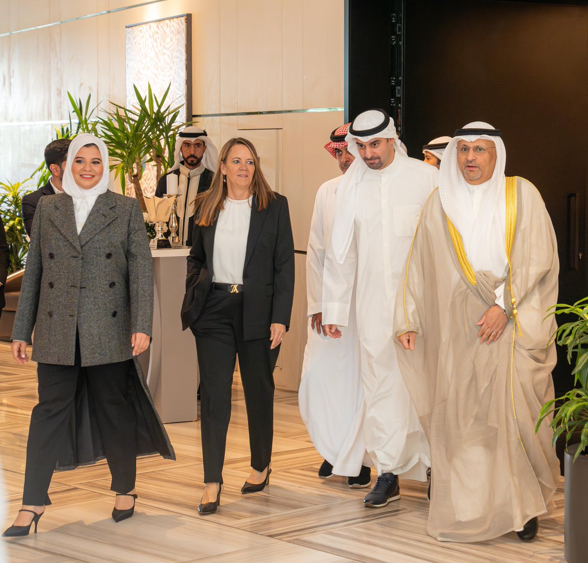 أم صده tweet media