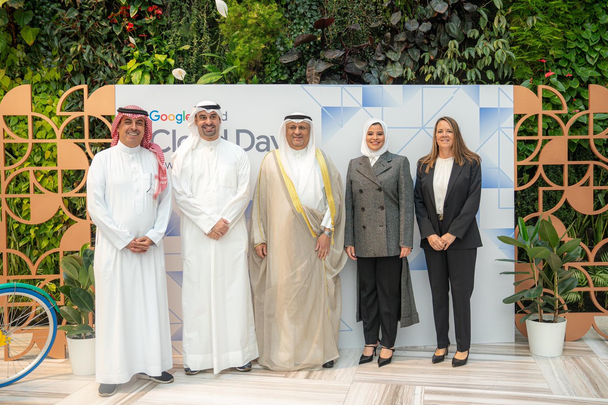 أم صده tweet media