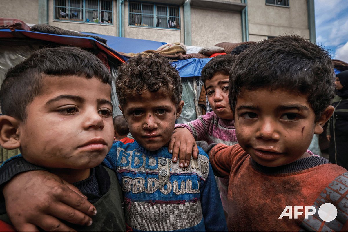Opération « Regard des jeunes de 15 ans » : les collégiens ont voté pour la photo de Mohammed ABED (AFP) prise a Rafah qui remporte l'édition 2024 avec 2229 votes ( 14,57% des voix). #pbcn2024 #prixbayeux #calvados