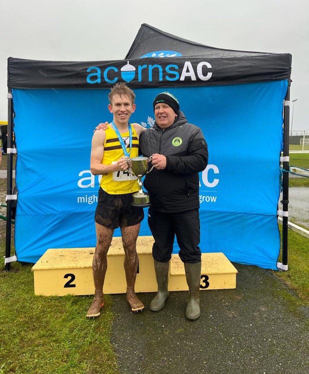 thebackstraight tweet media