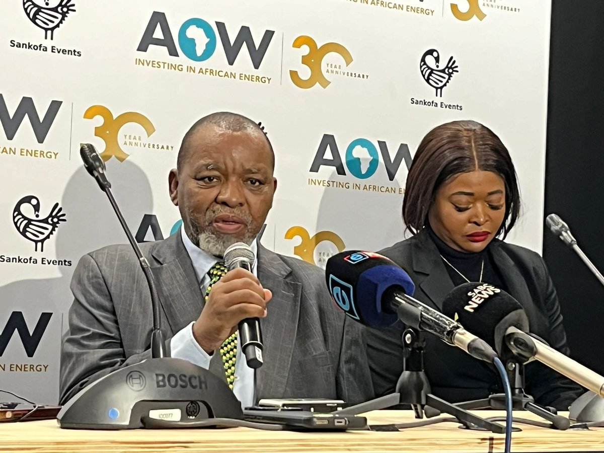 Minister of Mineral and Petroleum Resources Gwede Mantashe clarified at a press conference during #AfricaOilWeek that the @DMRE_ZA remains intact as a government department until March 2025, albeit with two ministers until then.