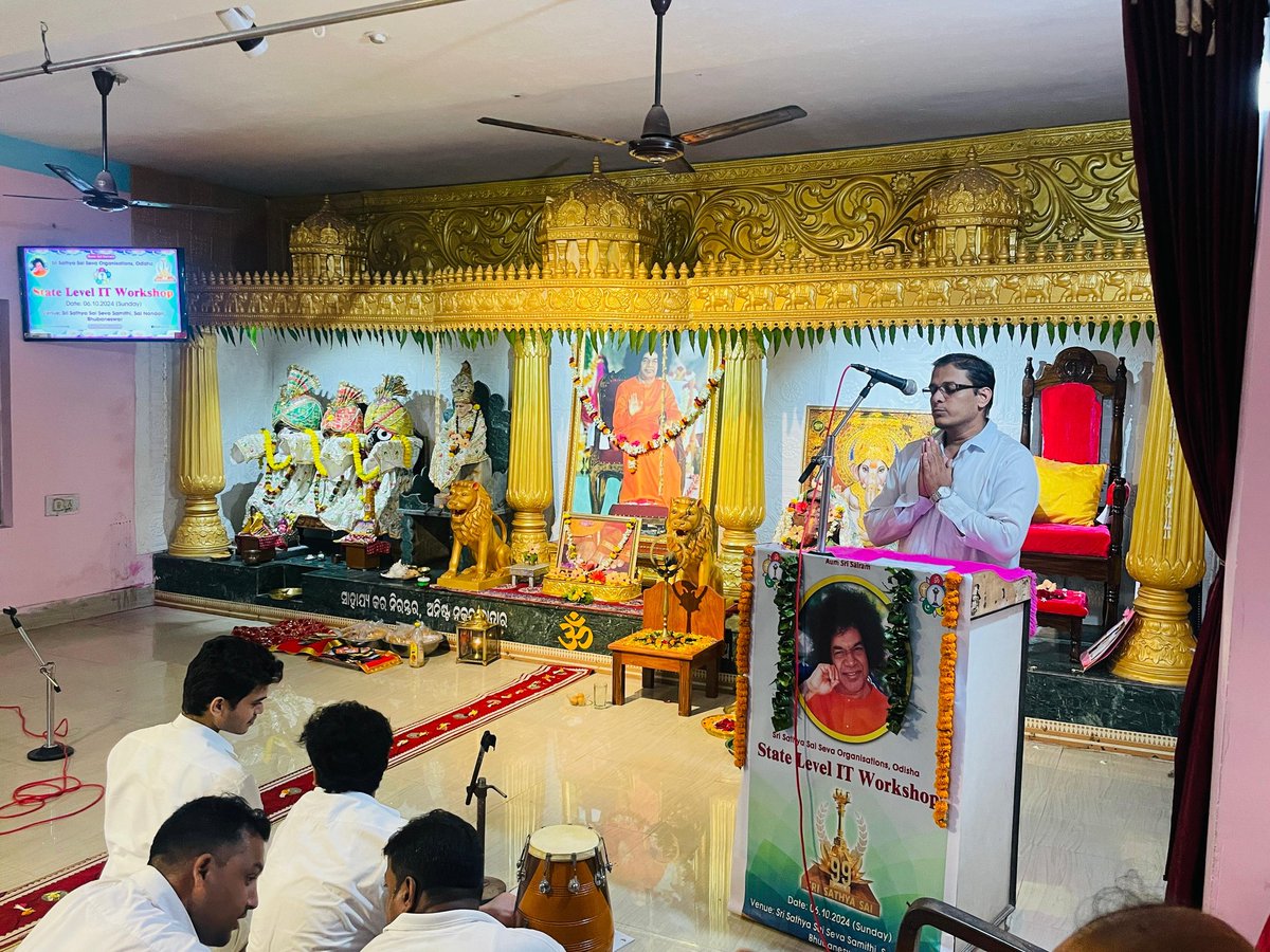 sathyasaiodisha's tweet photo. Loving Sairam..
With the Blessings of Sri Sathya Sai Baba, the State Level IT workshop was conducted successfully at Sai Nandan Samithi of Bhubaneswar Sai District on 6th October 2024.
#ITWorkshop
#SSSSOOdisha 
#Bhubaneswar 
-Media Team https://t.co/Qq7sI1Xae4