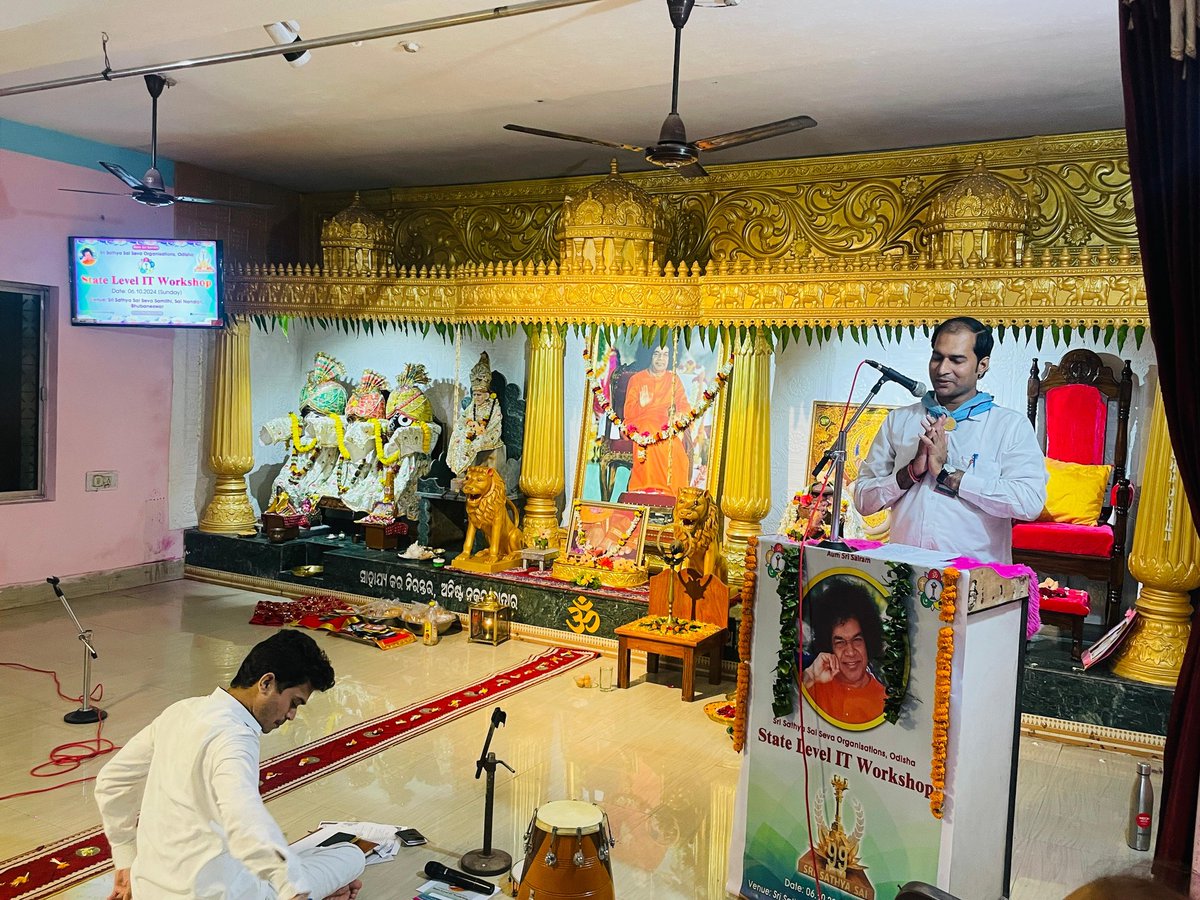 sathyasaiodisha's tweet photo. Loving Sairam..
With the Blessings of Sri Sathya Sai Baba, the State Level IT workshop was conducted successfully at Sai Nandan Samithi of Bhubaneswar Sai District on 6th October 2024.
#ITWorkshop
#SSSSOOdisha 
#Bhubaneswar 
-Media Team https://t.co/Qq7sI1Xae4