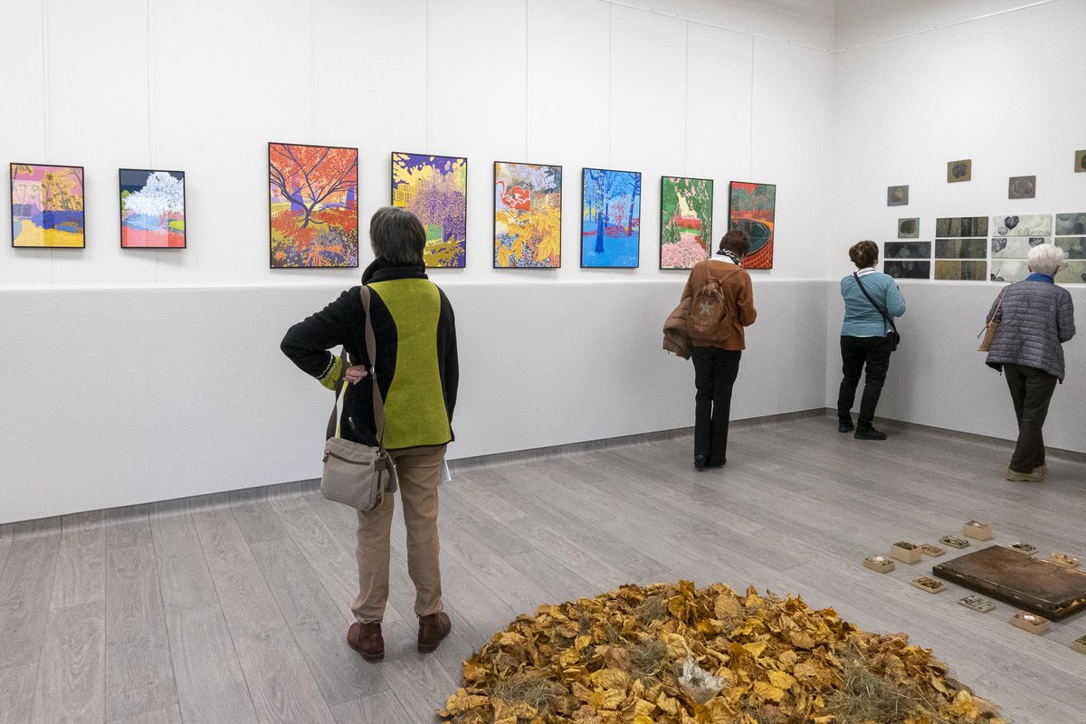 CaroConstant's tweet photo. ✨ Retour sur le 1er week-end du 20e Parcours d'artistes Hélium ! ✨
RDV le week-end prochain en Vallée de Chevreuse pour découvrir nos ateliers ! 🎉

📅 12-13 octobre
📍 N°34 / Saint-Forget avec Sun-Hee Lee &amp; Valérie Loiseau

#ParcoursHelium2024 #exposition #ValléeDeChevreuse https://t.co/xGYhrFUgyq