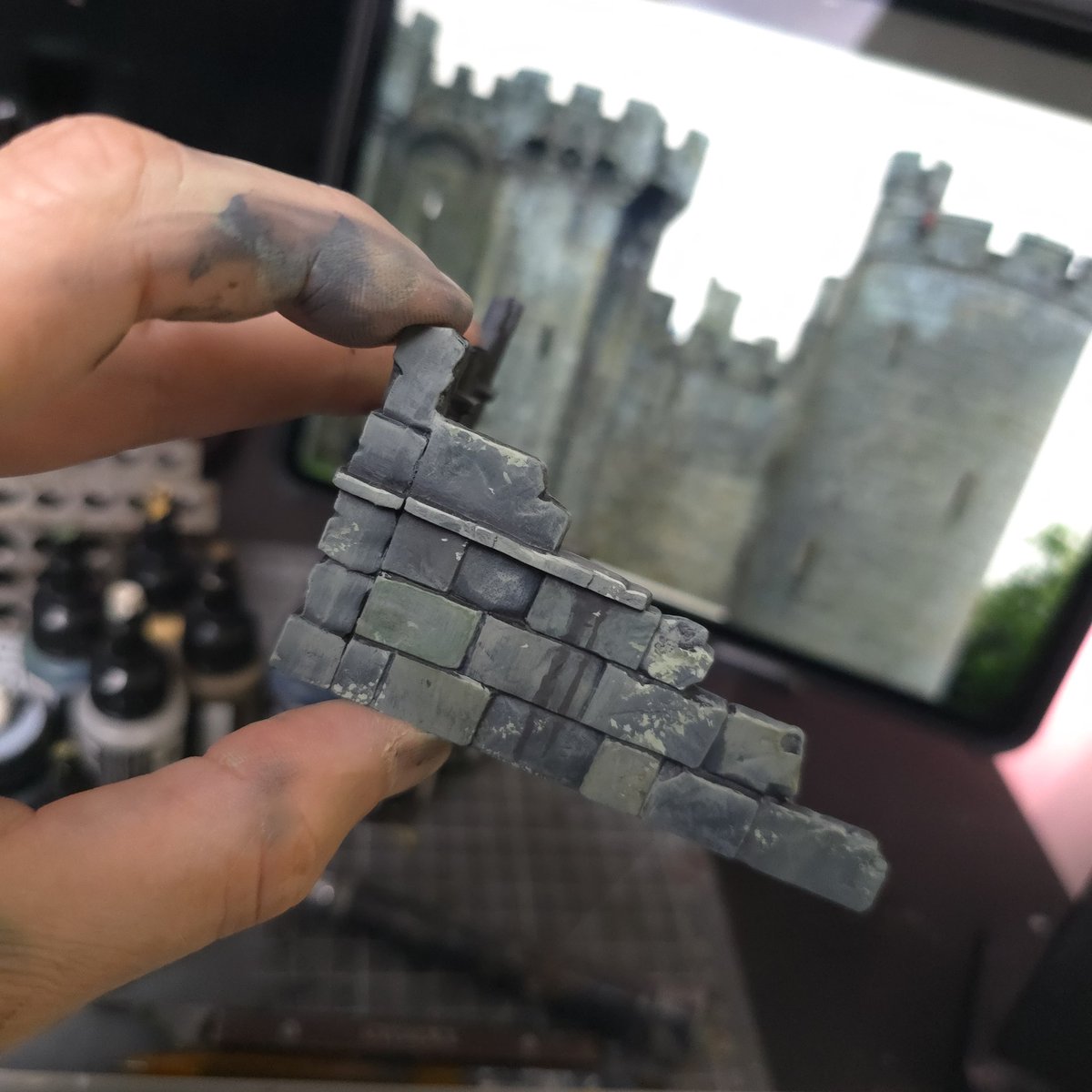 A quick colour test on a spare bit of wall using ProAcryl paints.

There are plenty of medieval castles and ruins here in the UK, so I have lots of photos that I've taken over the years to use as reference. 

I'd forgotten how much I love painting terrain.. 😁

#TombofDracula