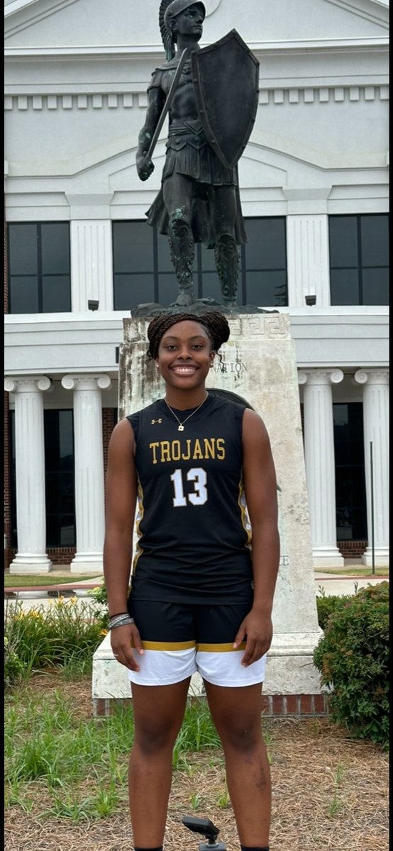 HoopsTrojan's tweet photo. 13 days until the start of basketball season @OfficialGHSA
#LeaveIt
#6Cs
#GoldBlooded
#TheStandard https://t.co/VbyzlrZGzI
