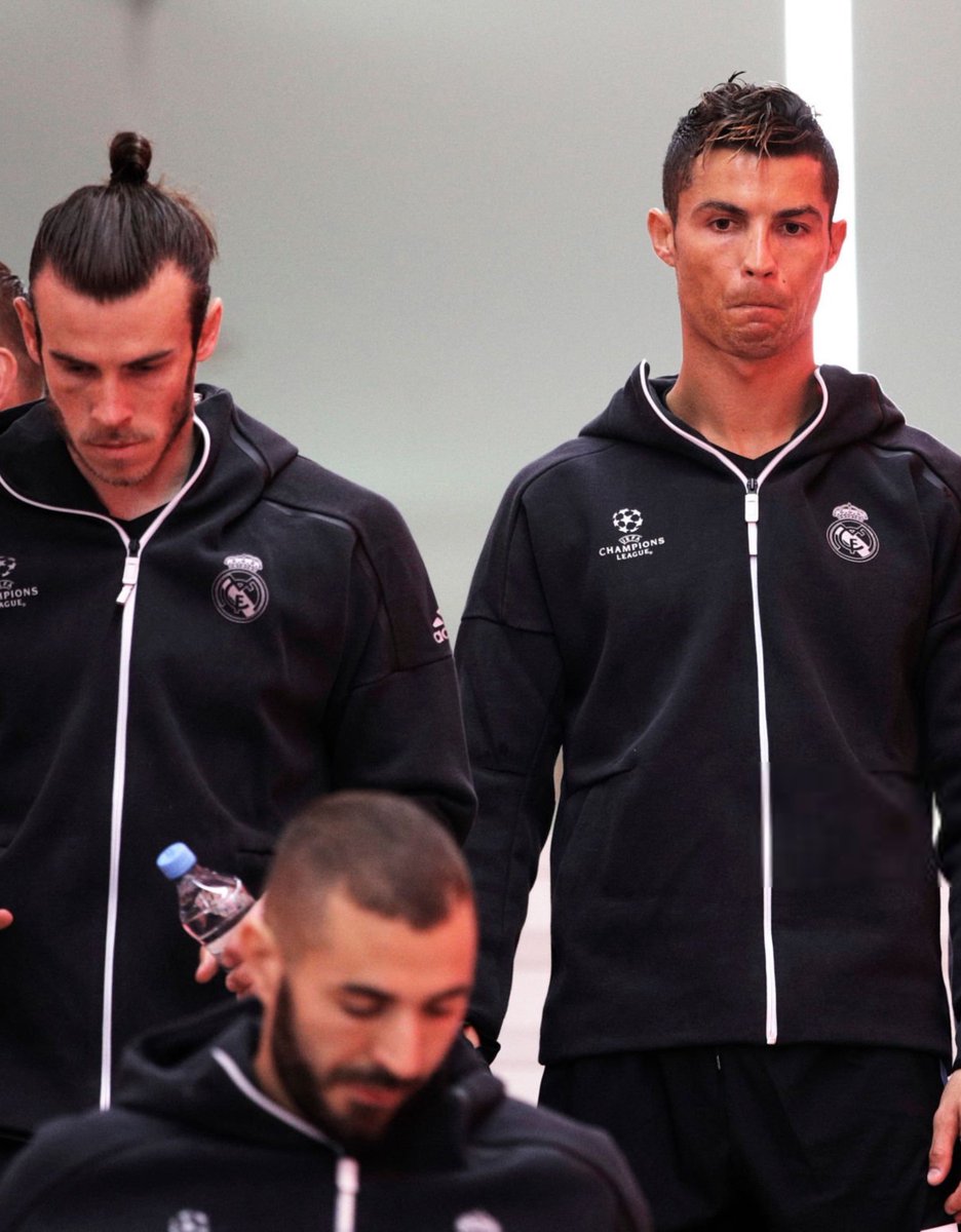 totalcristiano's tweet photo. 𝐓𝐇𝐄 𝐀𝐔𝐑𝐀. 🥶 https://t.co/jUgl2eomMZ