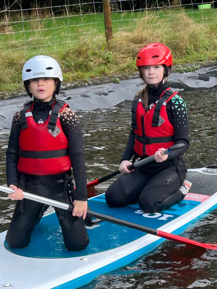 laurawinspear's tweet photo. Paddle boarding fun! https://t.co/sDbYQAJLZG