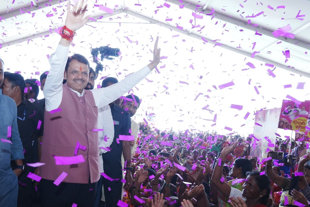 Devendra Fadnavis tweet media