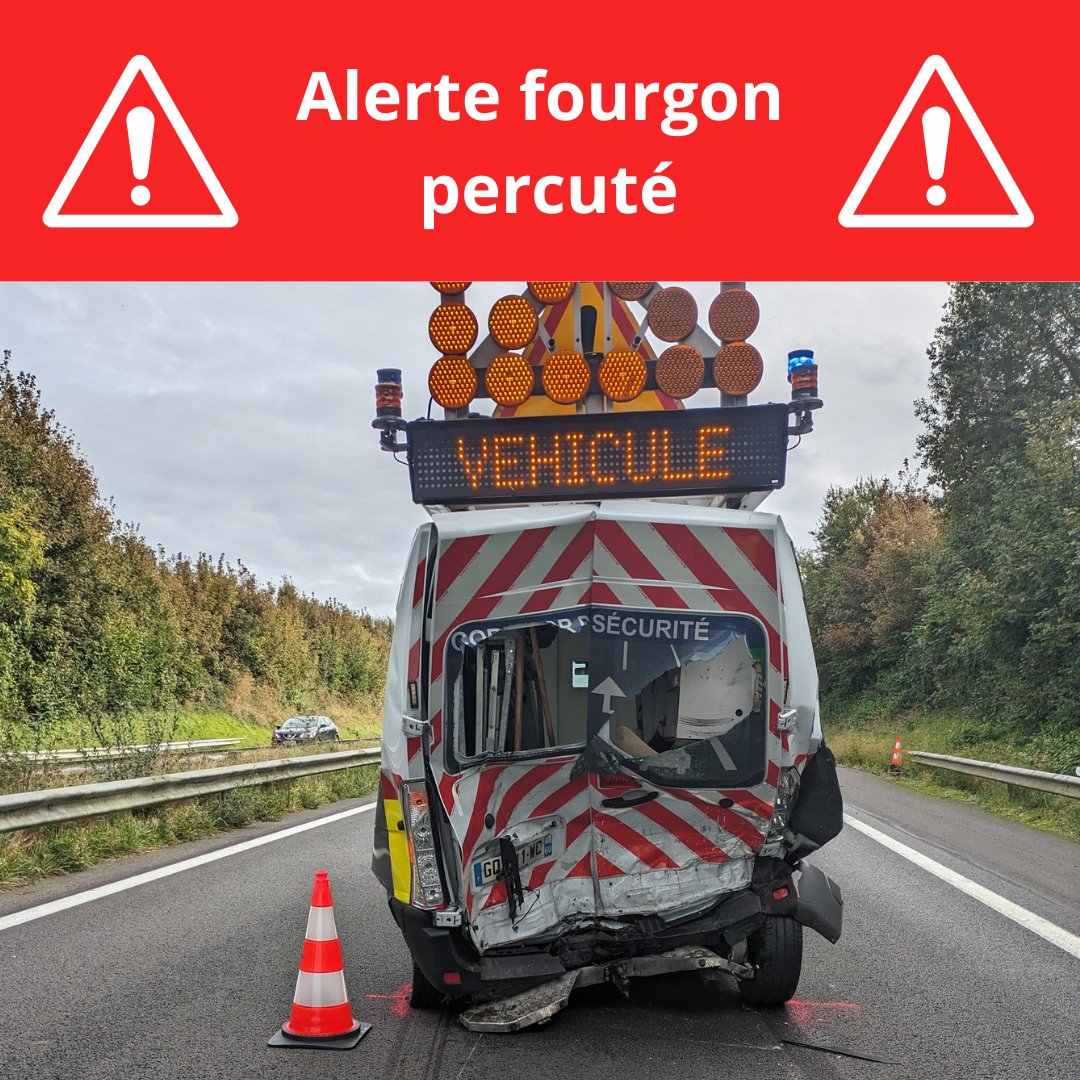 sanef_groupe's tweet image. #SécuritéRoutière - En 4 jours 2 fourgons percutés ! Notre agent protégeait l'intervention d'un dépanneur sur un véhicule en panne. Malgré la signalisation lumineuse, le conducteur à l'origine de l'accident n'a rien vu. 😡
@ASFAutoroutes @Abertis @RoutePlusSure