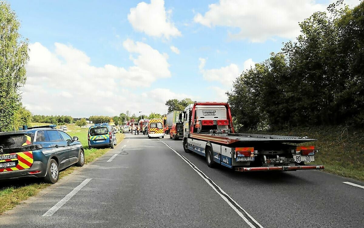 En Bretagne, il transportait 200 kg de beurre doux : le camion termine dans le fossé
➡️ go.letelegramme.fr/qE8P