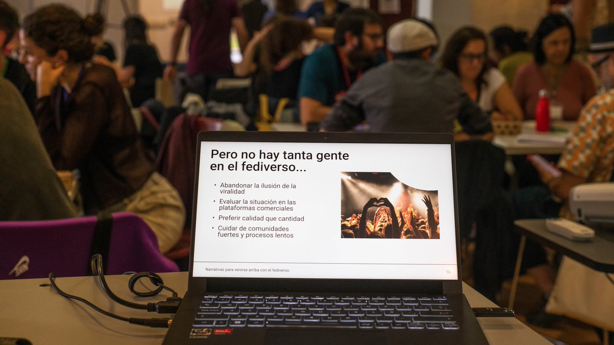 colectic_coop's tweet photo. ❤️Milesker, #ComunESS!
Gràcies @REASEuskadi @Reas_Red per l'organització, les xerrades inspiradores sobre viralitat, IA, comunicació inclusiva, Fediverso i estratègies davant l'odi a xxss. Pel bon rotllo, l'energia i els moments viscuts!
Visca #KaixoComunESS!🔥
📸@RuizJadraque https://t.co/jLHrrnilG0