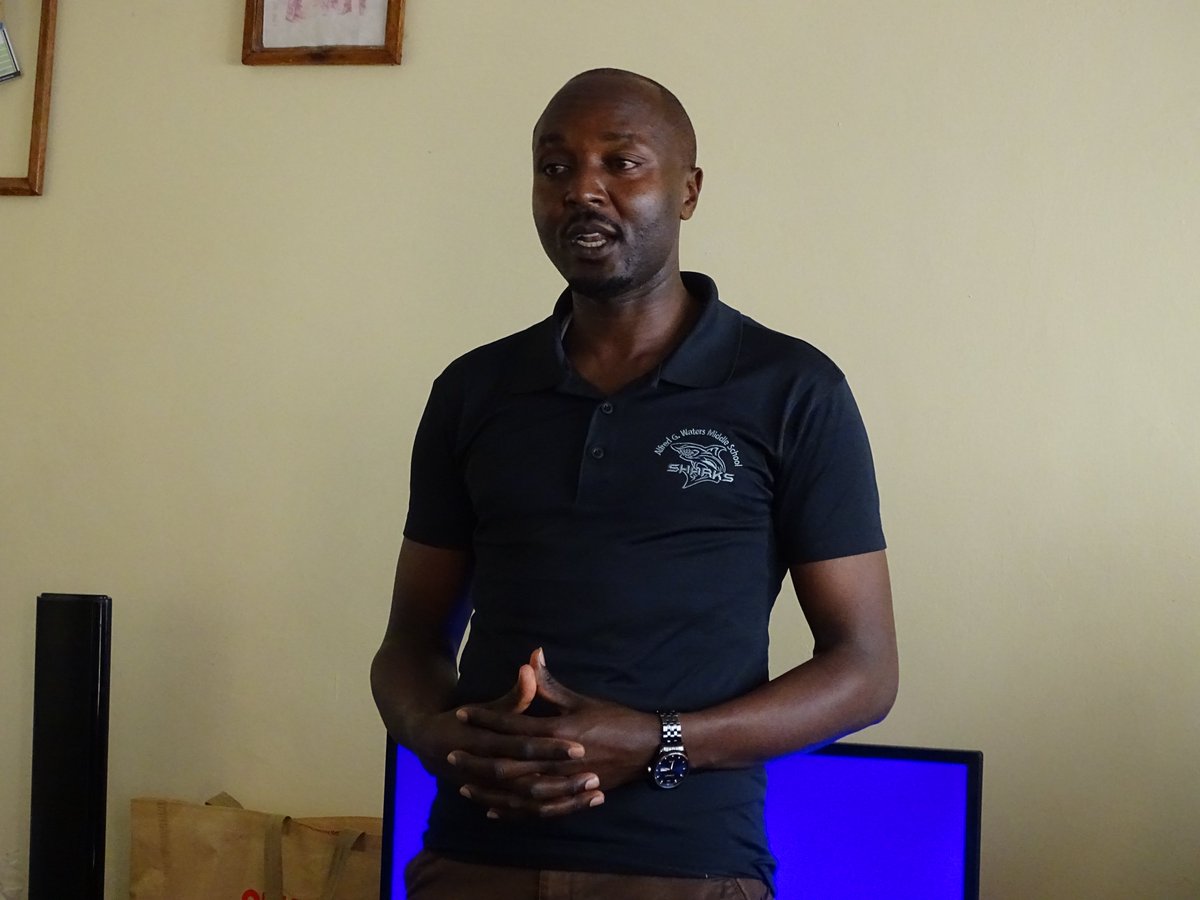 Inee naki gwakorire rituko riao?, karibu toenie amagogi Tuesday edition, komo komo goika ibere chia botuko na Isaac Agwata (Masengenye) . ^MK
#MintoFM