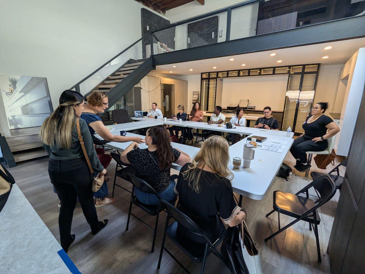 PSA: Bay Area entrepreneurs! 📆 
 
New location! We outgrew the last one!
1000 Detroit Avenue, Unit D, Concord, Ca
Every Friday at 9:00am-10:30am

#bayareaentrepreneurs #bayareabusiness #eastbaybusiness