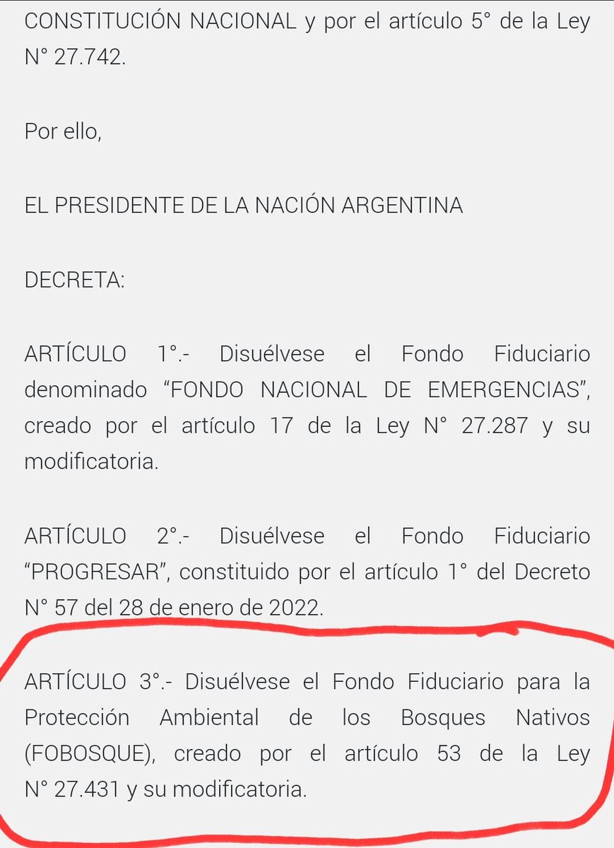 franalverja's tweet photo. Gravísimo. El gobierno disolvió el Fondo Fiduciario para la protección de los Bosques Nativos (FOBOSQUE), con lo cual la Ley de Bosques queda sin su herramienta de distribución de fondos. Es un desastre. https://t.co/Z5aTnMCBBm