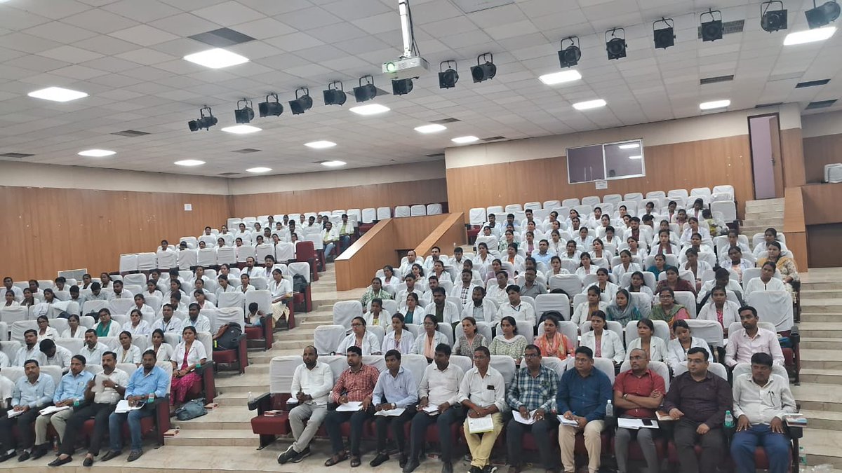 DM Siddharthnagar tweet media