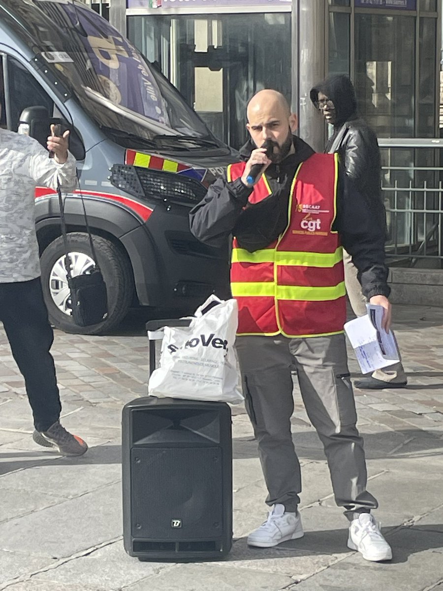 Gerard Ré tweet media