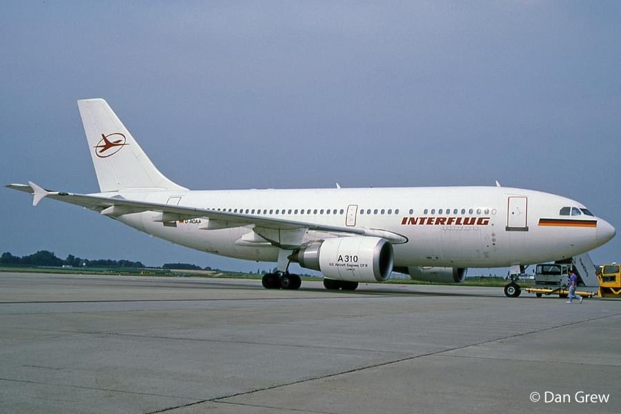 n194at's tweet photo. Interflug
Airbus 310-304 D-AOAA
MST/EHBK Maastricht Aachen Airport
August 1, 1991
Photo credit Danny Grew
#AvGeek #Aviation #Airline #AvGeeks #Airbus #A310 #Interflug #MST #Maastricht https://t.co/HH1CkPZl6R