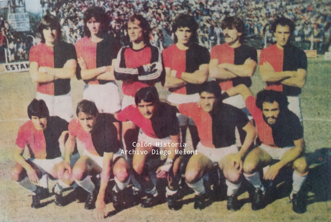 Diego Meloni (@melonidiego) on Twitter photo Falleció el "Negro" Omar Palma. El más sentido pésame a su familia y el recuerdo de su paso por <a href="/ColonOficial/">Club Atlético Colón ⭐</a> en el Campeonato de Primera "B" de 1986
Arriba: Wermer, Belén, Puentedura, Di Gregorio, Gugnali y Di Leo.
Abajo: López, Bachino, Palma, Vera y Gamarra. Falleció el "Negro" Omar Palma. El más sentido pésame a su familia y el recuerdo de su paso por <a href="/ColonOficial/">Club Atlético Colón ⭐</a> en el Campeonato de Primera "B" de 1986
Arriba: Wermer, Belén, Puentedura, Di Gregorio, Gugnali y Di Leo.
Abajo: López, Bachino, Palma, Vera y Gamarra.