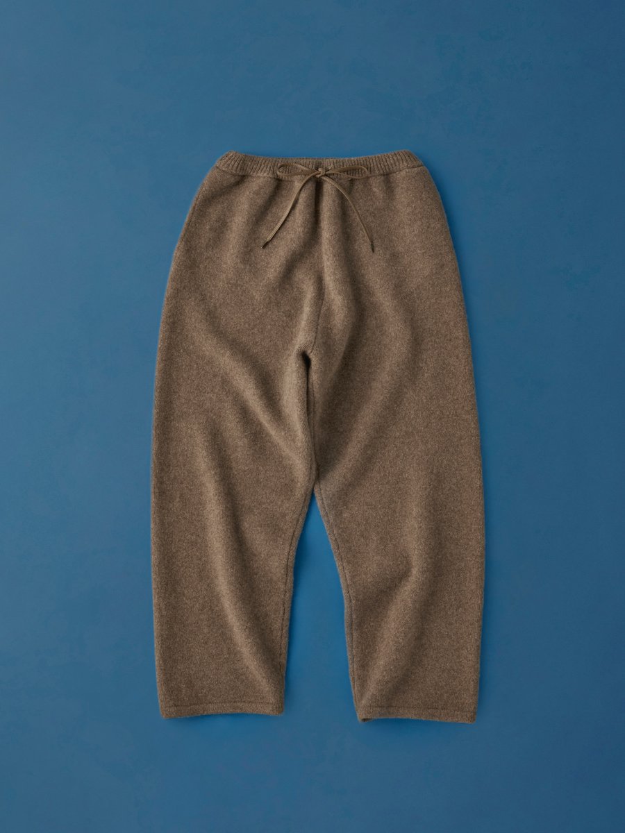 delhezi1214's tweet photo. walenode(ウェルノード)の入荷した商品です👕
通販サイトに載せる写真は自分で撮らないとダメみたいです😇
容量オーバーみたいです😱
明日お店で撮ります📷
あ〜大変だ!!
超良いです😆
#walenode
#ウェルノード https://t.co/TB8Ctqik8G