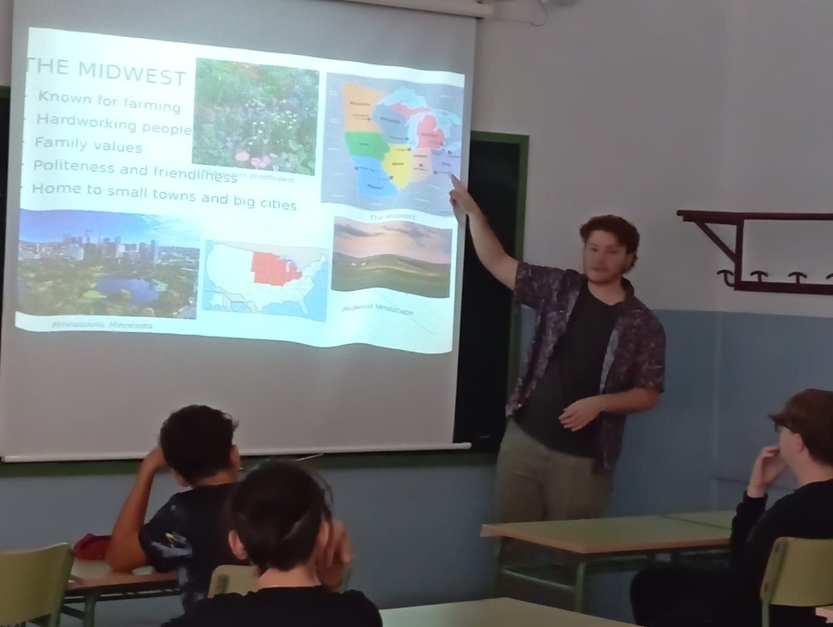 IES Leonardo de Chabacier tweet media
