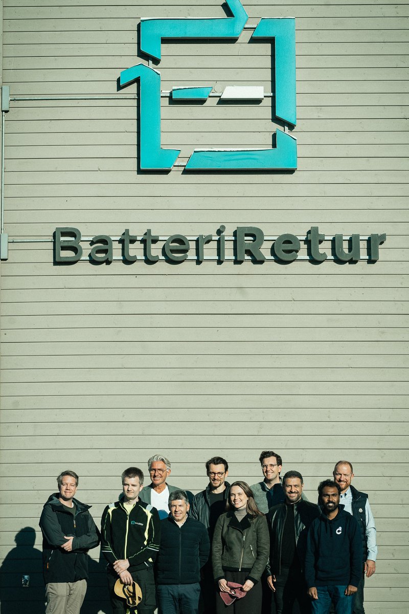 RBN_eco's tweet photo. 🚀 Big news for the battery sector! Last week, we hit a huge milestone in #Sustainability at @batteriretur  , testing our #Blockchain powered Digital Product Passport for End-of-Life batteries. Built on the @Chromia Mainnet, it enhances traceability, simplifies recycling, and drives a #CircularEconomy. 🔋🌍

We're shaping the future of #BatteryRecycling with @ClingSystem and industry partners!