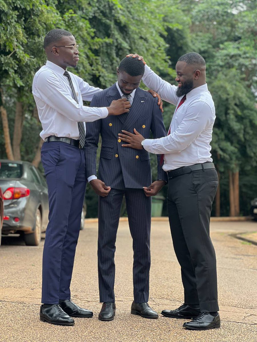 the_OPA1's tweet image. It has been an amazing year.  
Happy birthday to me for enduring all the challenging times and remaining steadfast.  

I seek God&apos;s blessings and favor as I embark on another significant milestone.  

Happy Birthday to me 🎊🥂❤️  
#TheWriteDirection ✍️➡️