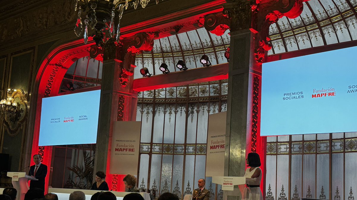 Enhorabuena a  <a href="/JamonJoselito/">Jamón Joselito</a> <a href="/SpecialOlympics/">Special Olympics</a>  MODA RE- @_Caritas y a Nuria Espert galardonados en los Premios Sociales de <a href="/fmapfre/">Fundación MAPFRE</a>