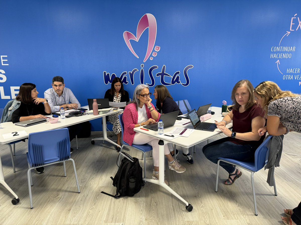 Jefes/as de estudios y coordinadores/as de orientación <a href="/MaristasMedit/">MaristasMediterranea</a> reunidos para seguir trabajando sobre el modelo pedagógico Marista #haciaunaescuelainclusiva 👏👏mucho ánimo
